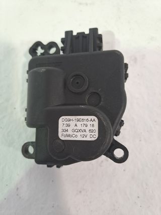 MOTOR APERTURA TRAMPILLAS CLIMATIZADOR FORD MONDEO TURN.