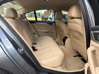 BMW Serie 5 530e 185 kW (252 CV)