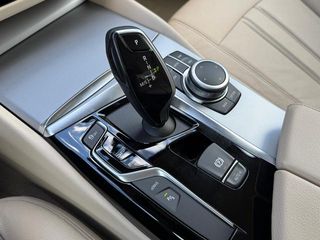 BMW Serie 5 530e 185 kW (252 CV)