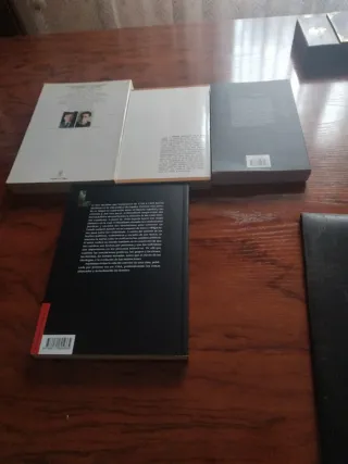 Cuatro libros de historia contemporánea españa