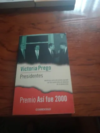 Cuatro libros de historia contemporánea españa