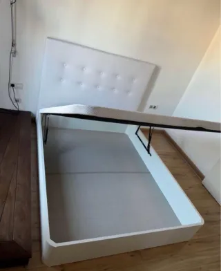 Canapés y colchones nuevos