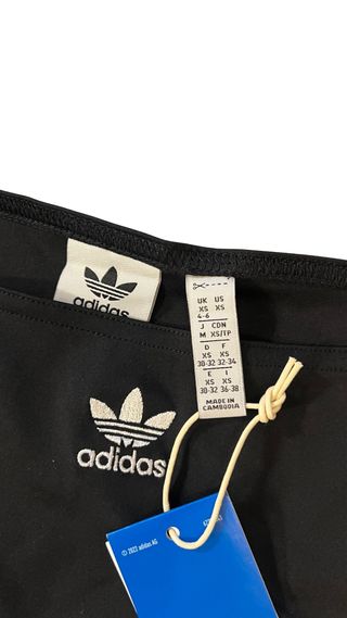 Top Adidas Off Shoulder Negro