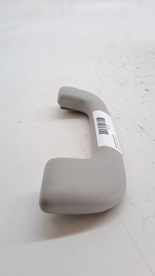 AGARRADEROS KIA NIRO (2)