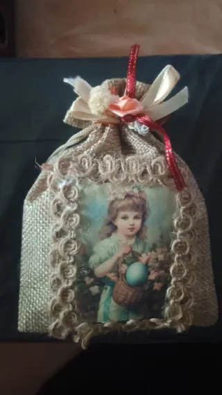 Sacchettini lavanda decorati a mano