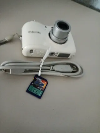 Cámara Canon E1 Digital Compacta