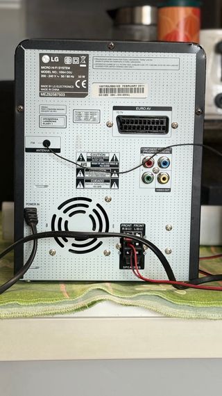 Microcadena LG DVD/USB/MP3 XB64-D0U