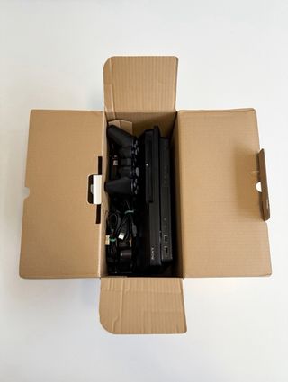 PS3 Slim 160GB Boxata + 3 Joypad + 5 Giochi