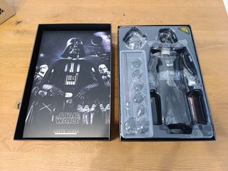 Figura hot toys: Darth Vader MMS279