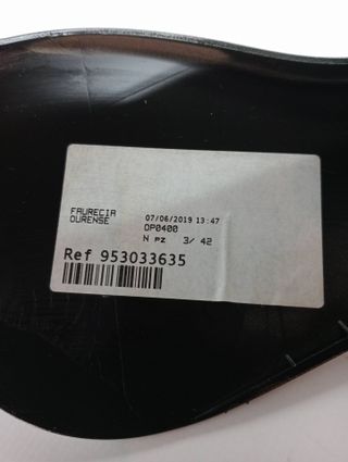 PLASTICO RENAULT MEGANE IV BERLINA 5P (2)