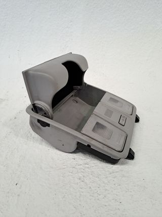 LUZ INTERIOR HYUNDAI I20 (6)