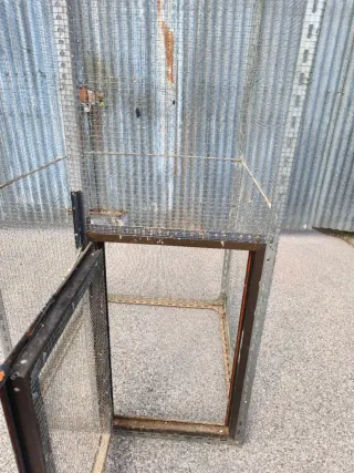 Jaulon / jaula / voladero pájaros hecho a mano