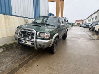 Nissan Navara 1999