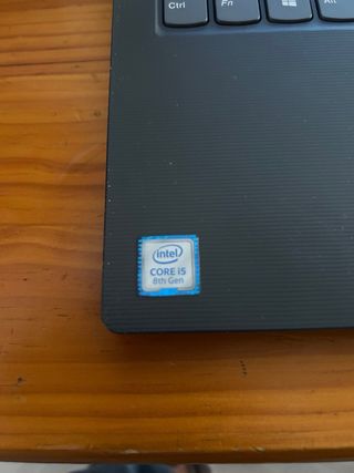 Portátil Lenovo Negro