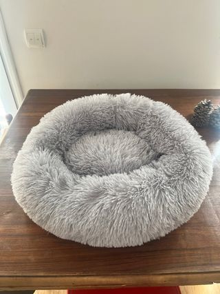 Cama redonda para mascotas suave