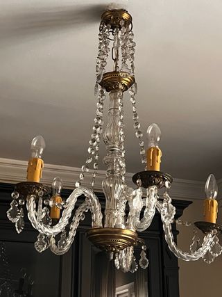 Lámpara araña cristal y metal dorado