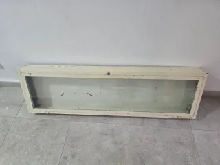 Vitrina expositora metálica