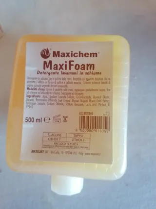 Dispenser sapone mani da muro