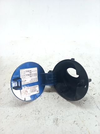 TAPA EXTERIOR COMBUSTIBLE VOLKSWAGEN POLO (9N1)