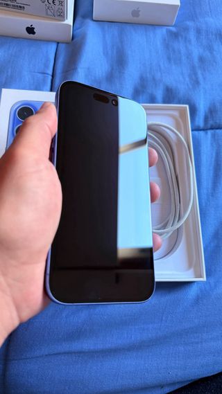 iPhone 16 128GB casi nuevo