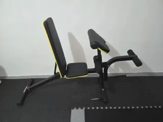 Banco de gimnasio ajustable impecable