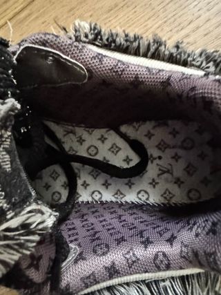 Louis Vuitton LV Skate Swarovski