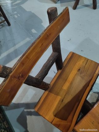 Mesa y 4 sillas madera maciza rústica