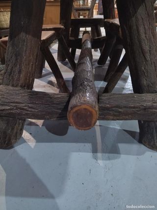 Mesa y 4 sillas madera maciza rústica