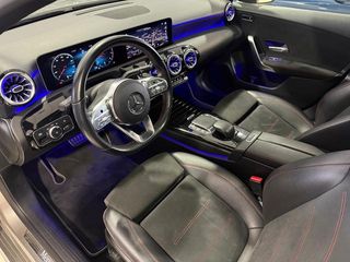 Mercedes-Benz Clase A 180 100 kW (136 CV)