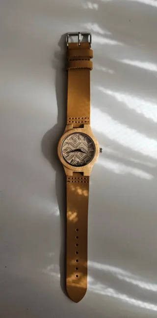 Reloj Madera Correa Piel Diseño Geométrico
