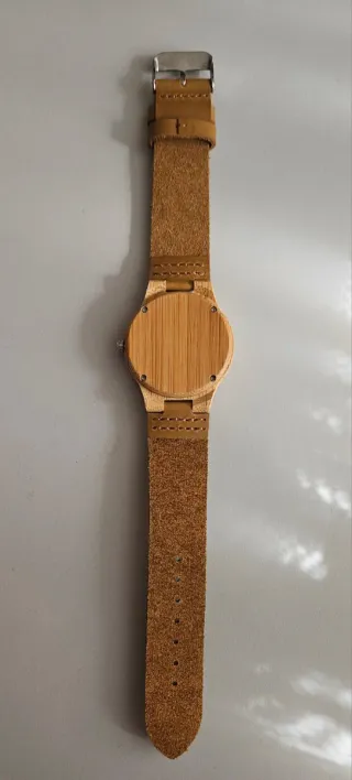 Reloj Madera Correa Piel Diseño Geométrico