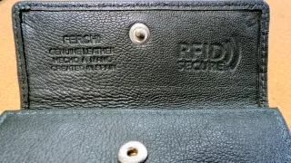 Billetero piel verde militar FERCHI hecho a mano