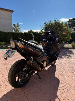 Yamaha TMAX 530 IRON MAX