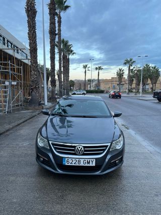 Volkswagen Passat CC 2010