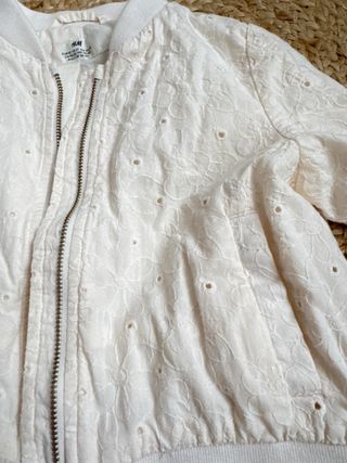 Chaqueta H&M niña bordada