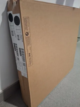 Mesa auxiliar IKEA GLADOM