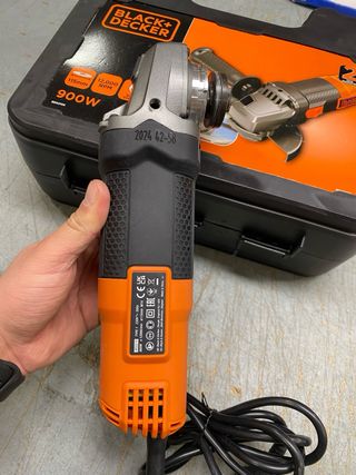 Rebarbadora Black+Decker 115mm 900W