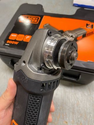 Rebarbadora Black+Decker 115mm 900W