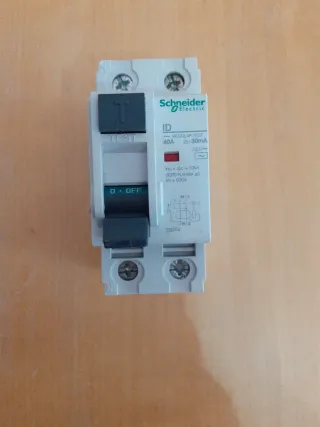 Interruptor Diferencial Schneider Electric 40A
