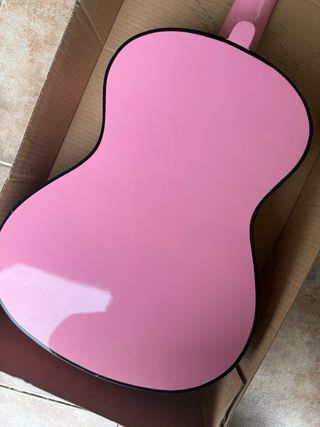 Guitarra infantil rosa con adornos ToysRus