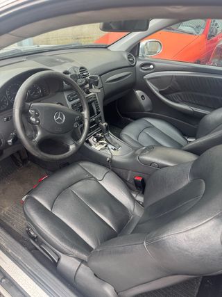 Mercedes-Benz  CLK 2004