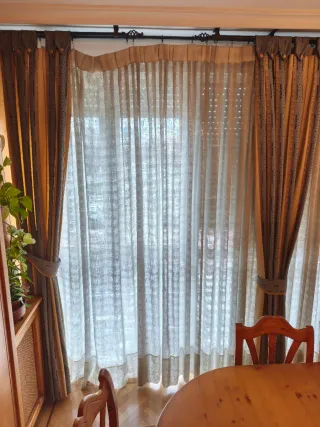 Cortinas de salón y barras