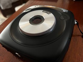 Cámara Fujifilm Instax Square SQ10 Negra