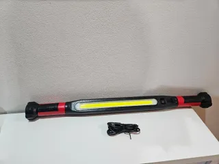 Luz LED para capó de vehículo
