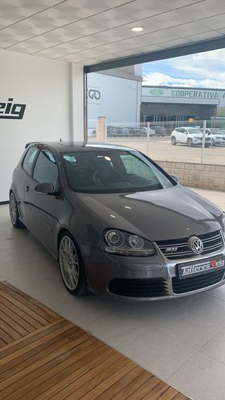 Volkswagen Golf 3.2 DSG R32 4MOTION
