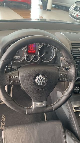 Volkswagen Golf 3.2 DSG R32 4MOTION