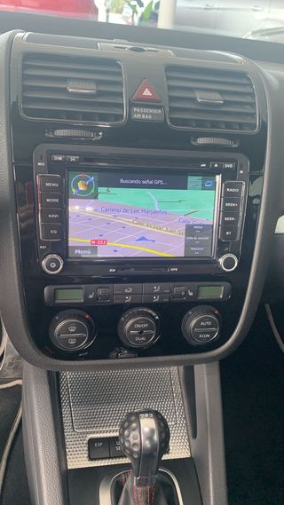 Volkswagen Golf 3.2 DSG R32 4MOTION