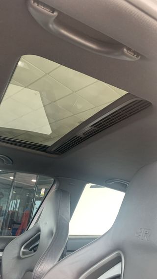 Volkswagen Golf 3.2 DSG R32 4MOTION