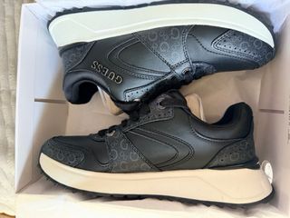 Zapatillas Guess Talla 38 Negras/Grises
