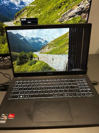 Portátil Gamer MSI Ryzen Radeon HDMI
